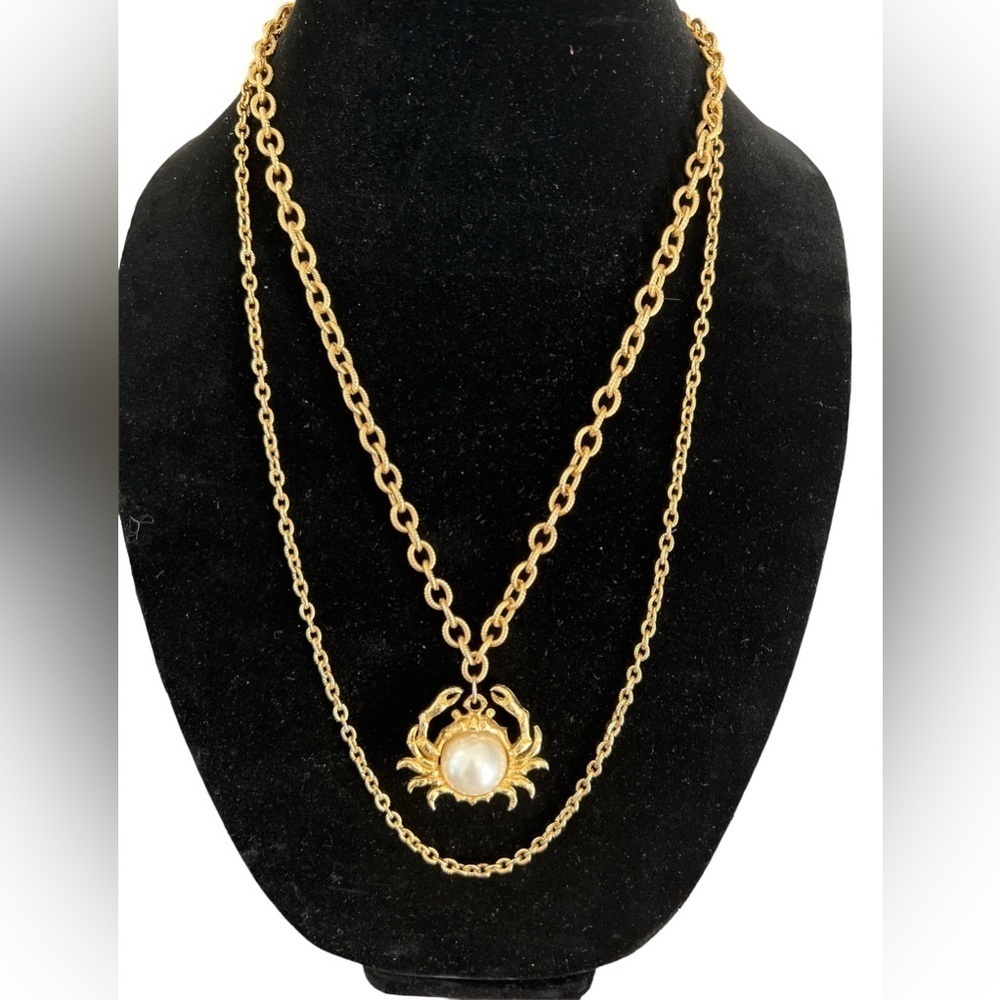 VINTAGE Gold Two Strand Faux Pearl Crab Necklace